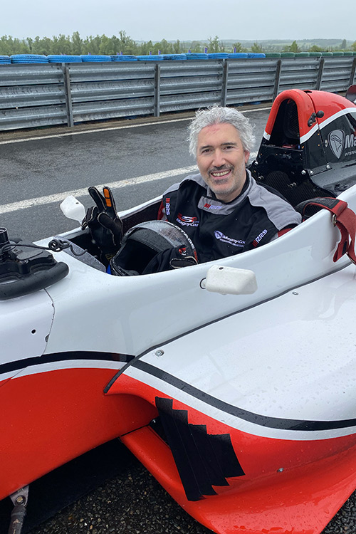 BARNES RACING CAR EXPERIENCE